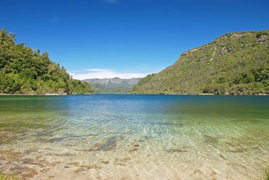 Lake-Waikaremoana-Great-Walk