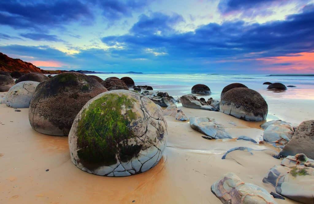 Dunedin-Moeraki-Boulders